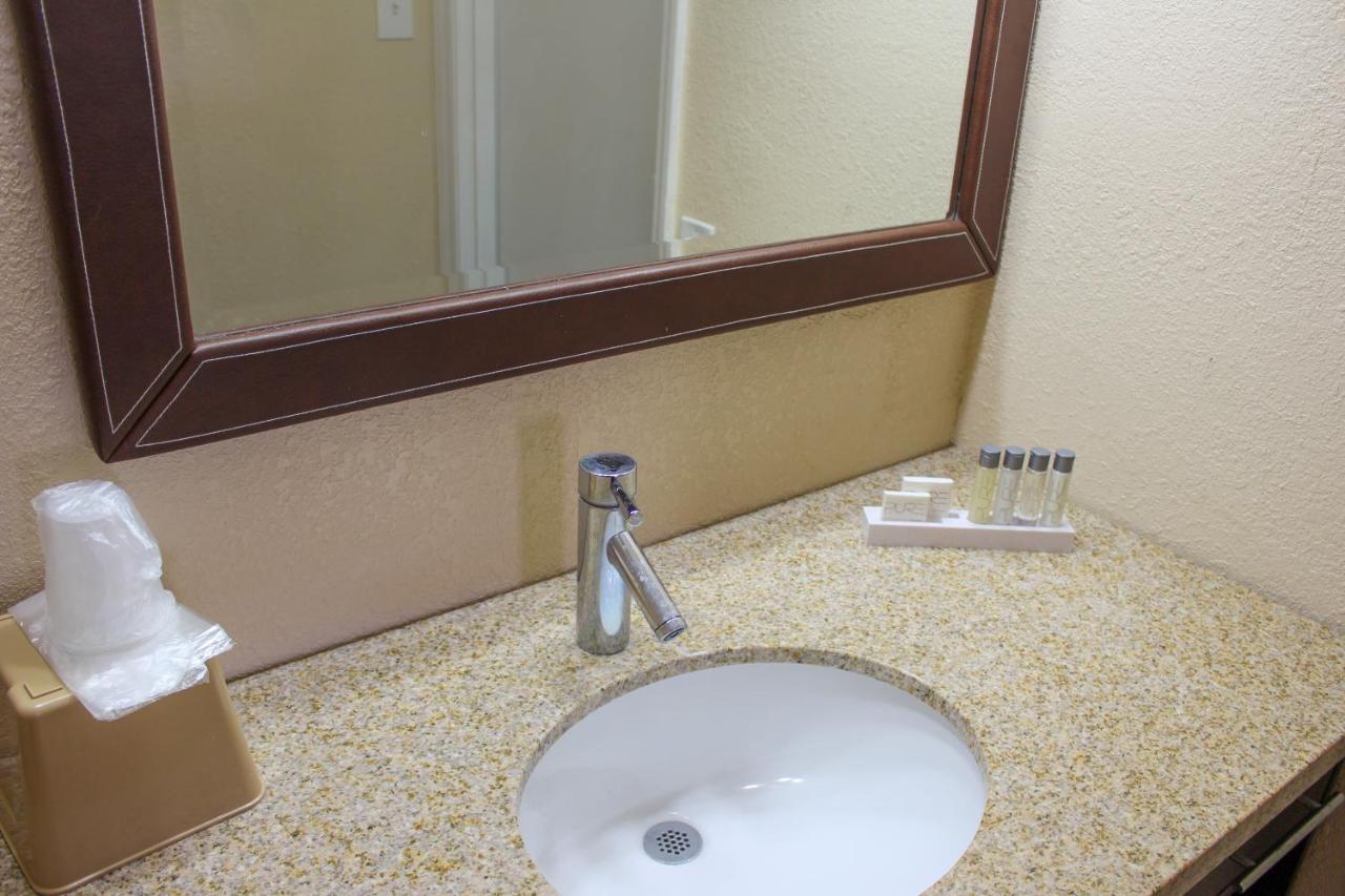 Apm Inn & Suites - جاكسونفيل المظهر الخارجي الصورة
